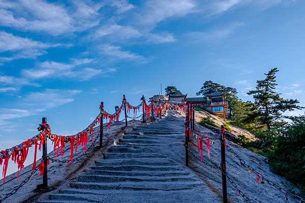  五岳是哪五座山